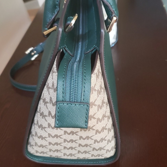 Michael Kors Limited Edition Green Satchel NWT - Picture 6 of 16